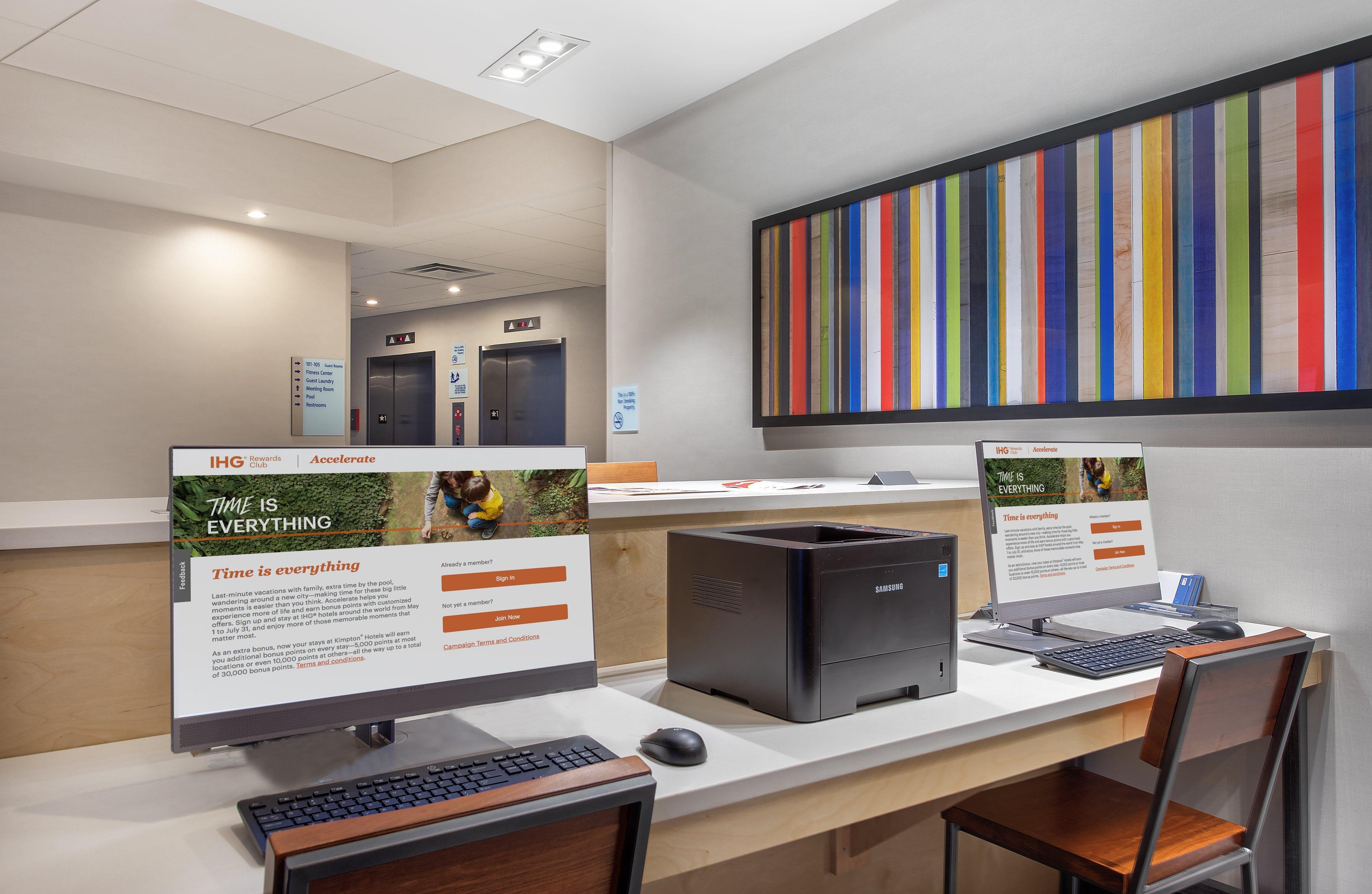 Holiday Inn Express Williamsburg By Ihg Exterior foto