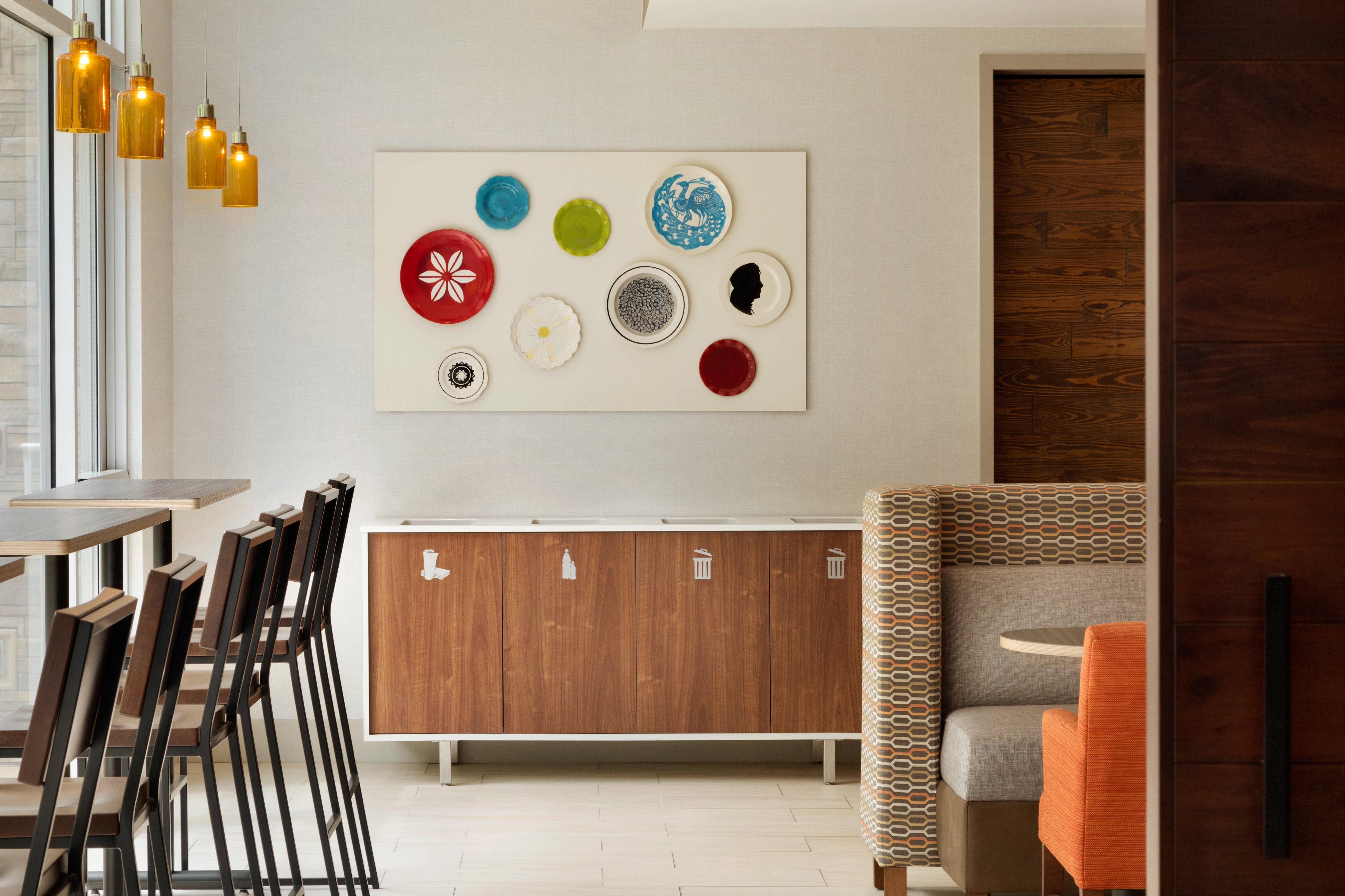Holiday Inn Express Williamsburg By Ihg Exterior foto