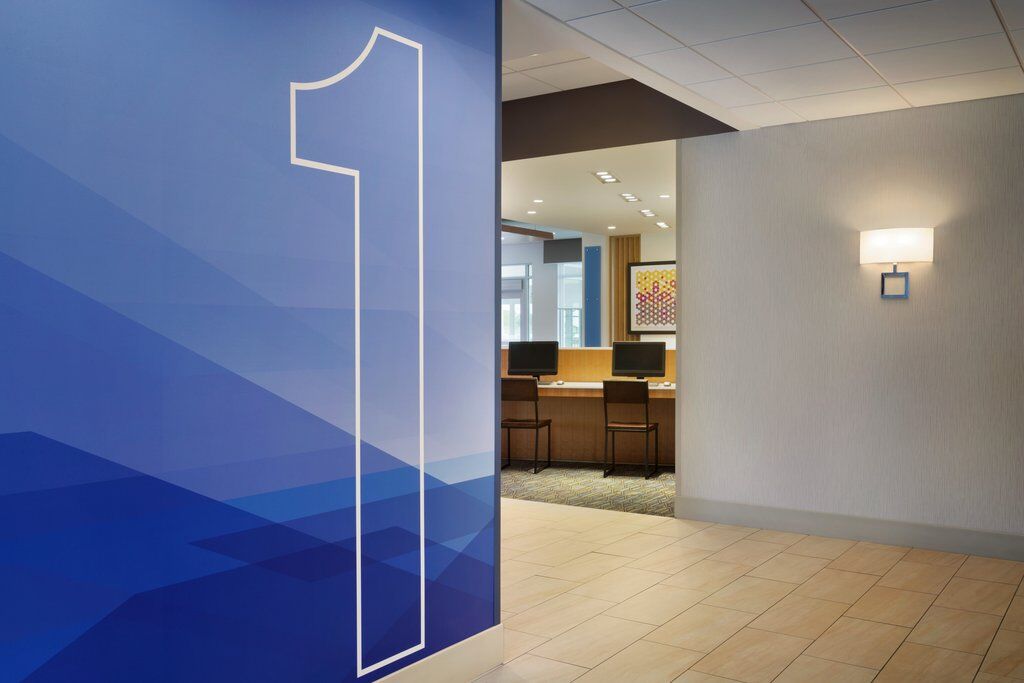 Holiday Inn Express Williamsburg By Ihg Exterior foto